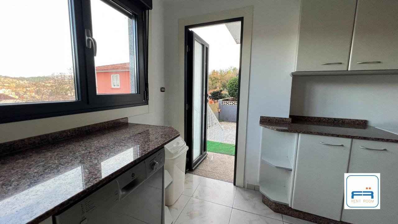 Villa Amplia Casa De 9 Hab, Cabral. Vigo Esterno foto