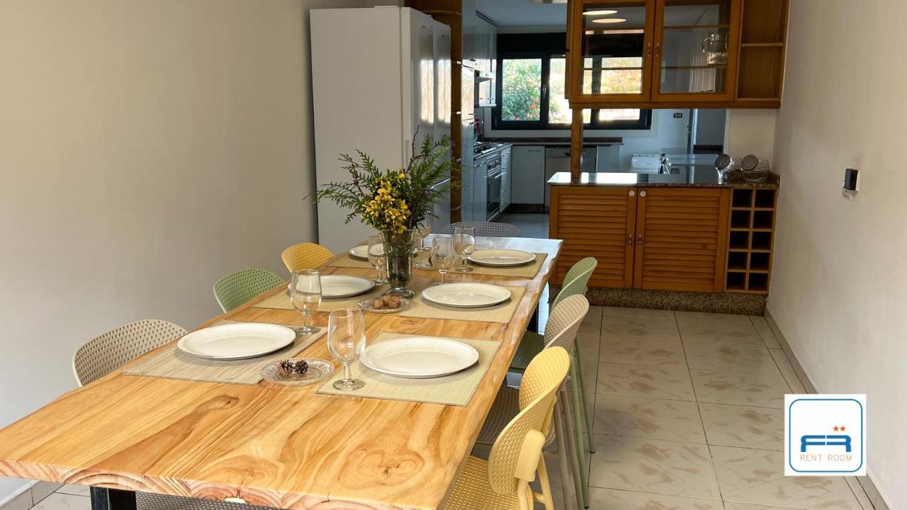 Villa Amplia Casa De 9 Hab, Cabral. Vigo Esterno foto